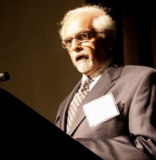 Amrit Kakaria, when he was inducted into the SAJA Hall of Fame in June 2005 co-founder Sree Sreenivasan.