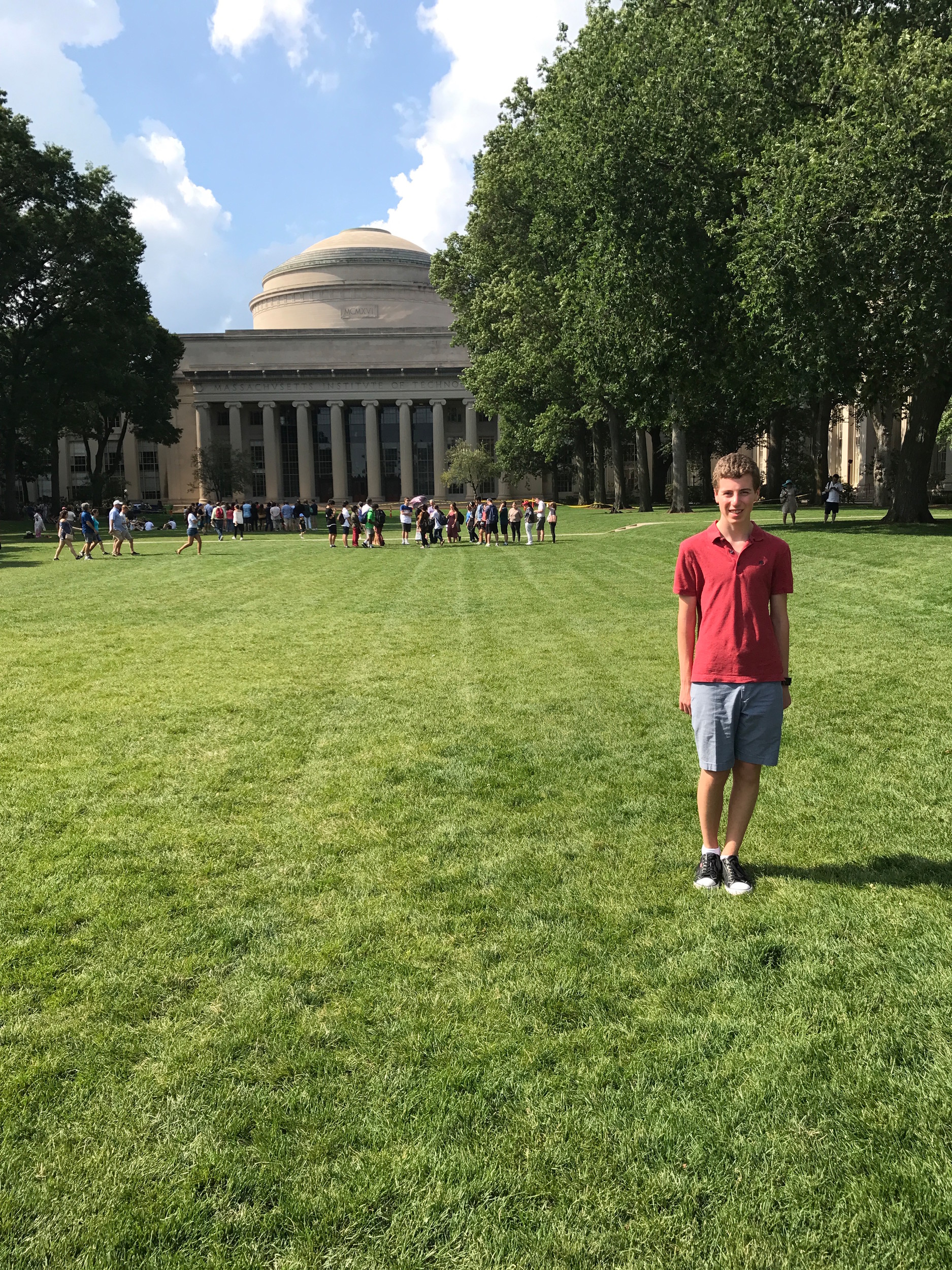Hewlett High School rising senior Ben Rapp visited MIT on his tour of colleges this summer.