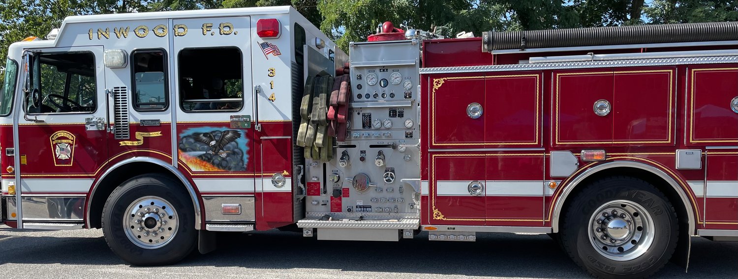 New York Lawrence Cedarhurst Ladder 325 NY Fire Dept Patch Five Towns Truckin 